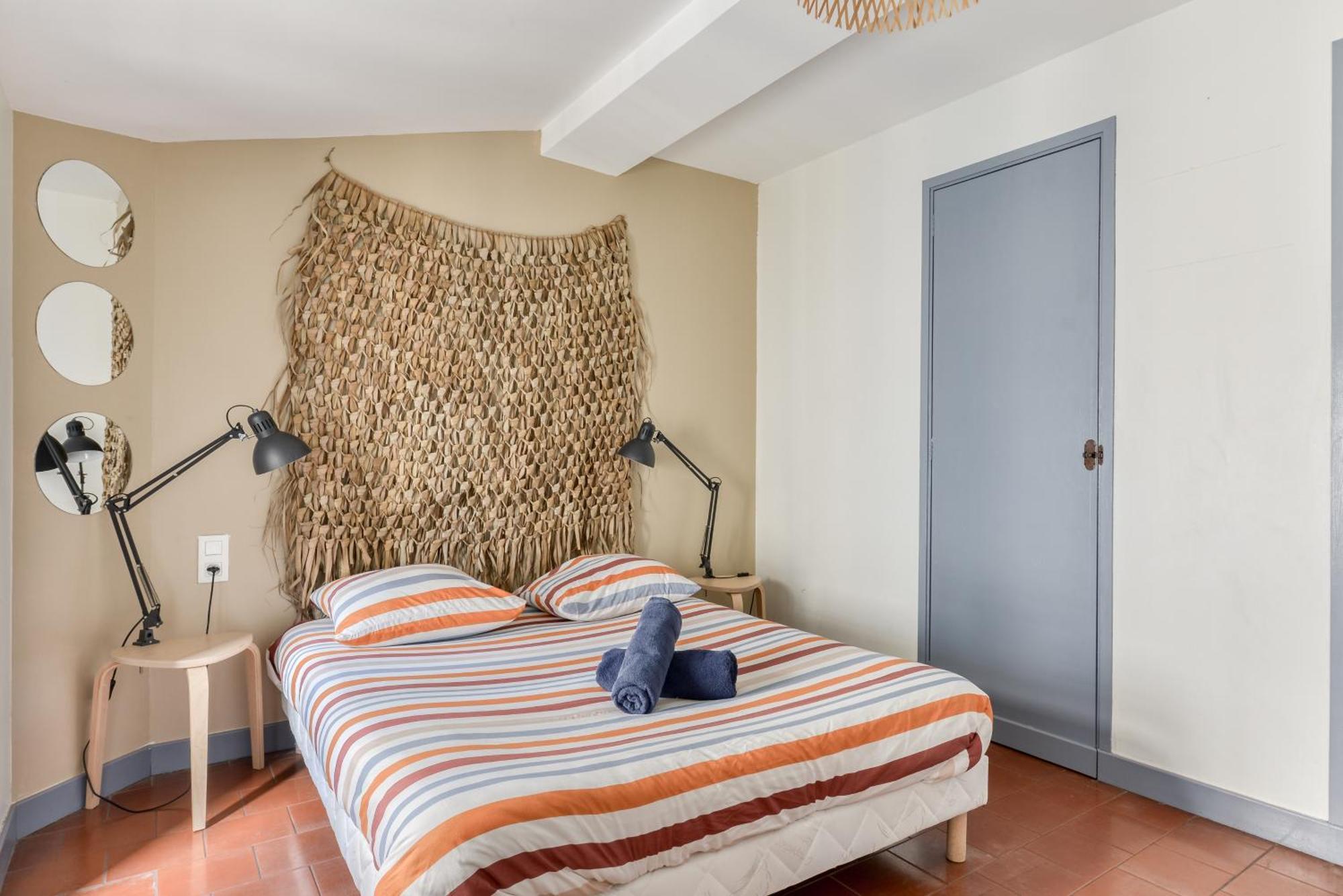 L'Escapade - Parking Gratuit - Wifi - Climatisation - Proche Cite - Tout Equipee Carcassonne Ngoại thất bức ảnh