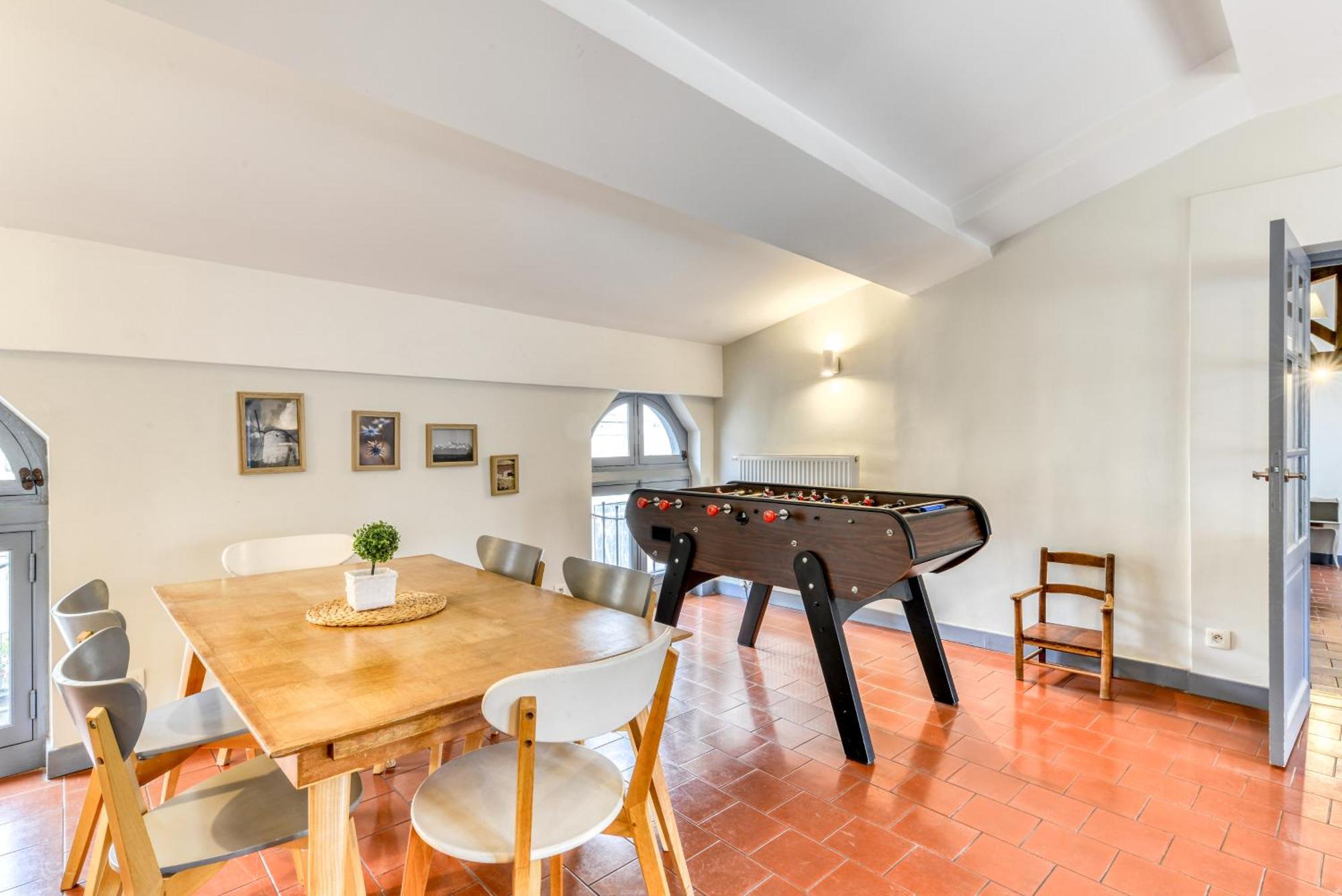 L'Escapade - Parking Gratuit - Wifi - Climatisation - Proche Cite - Tout Equipee Carcassonne Ngoại thất bức ảnh