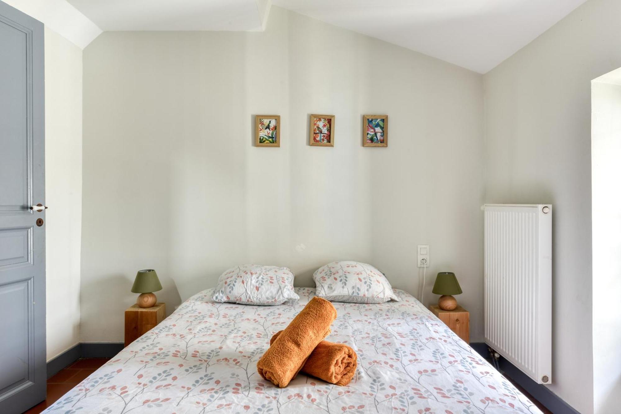 L'Escapade - Parking Gratuit - Wifi - Climatisation - Proche Cite - Tout Equipee Carcassonne Ngoại thất bức ảnh